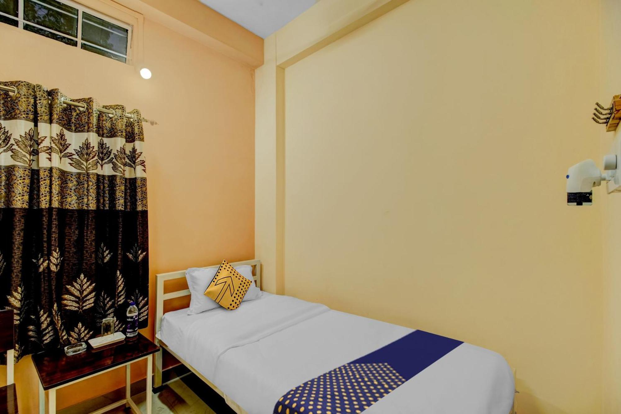 Spot On Rainbow Lodge Guwahati Luaran gambar