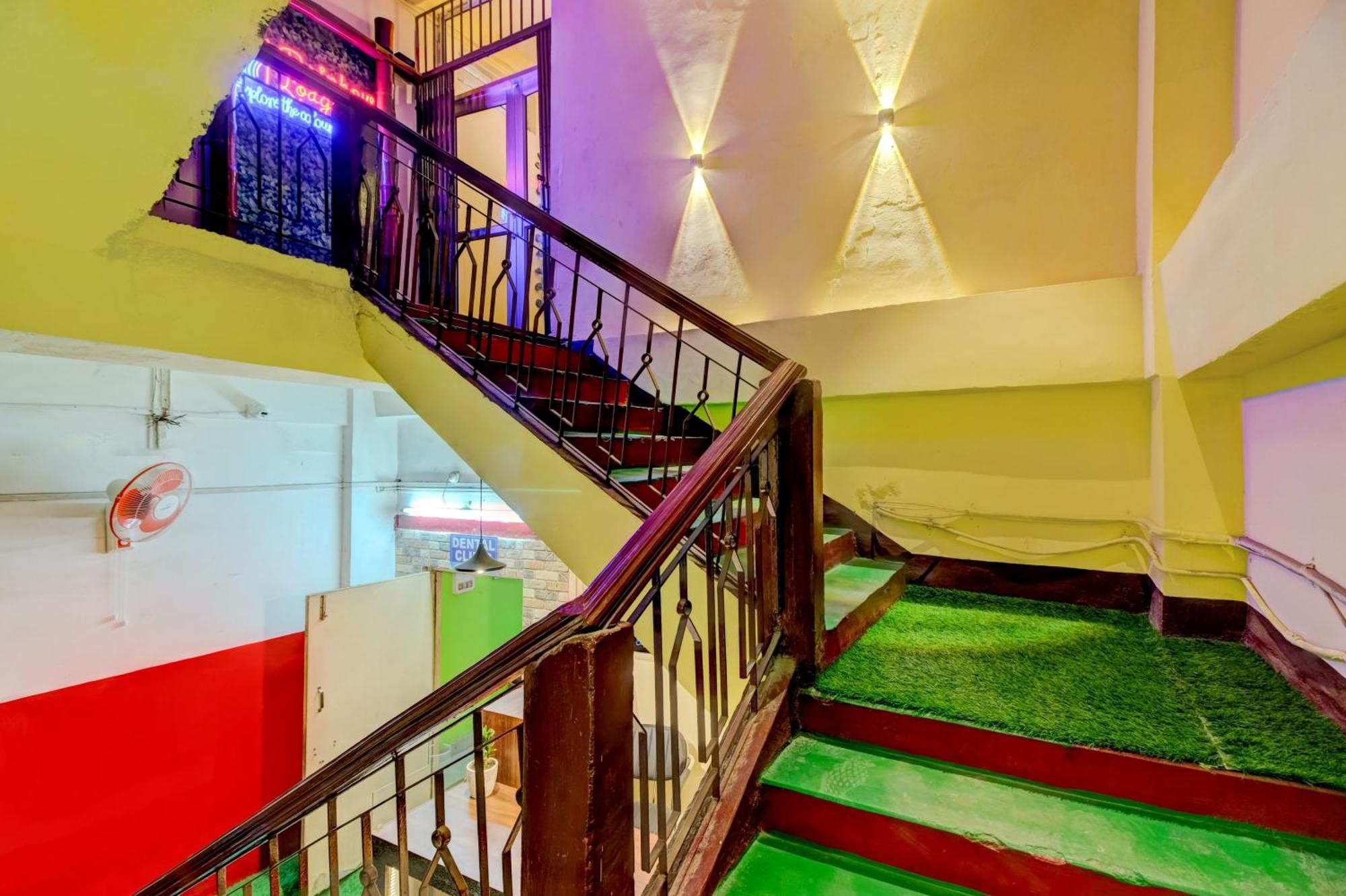Spot On Rainbow Lodge Guwahati Luaran gambar